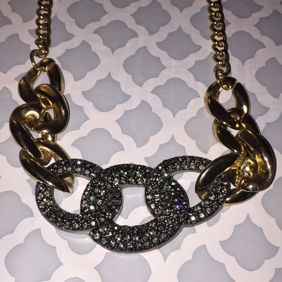 Beautiful chain necklace - Picture 2 of 4